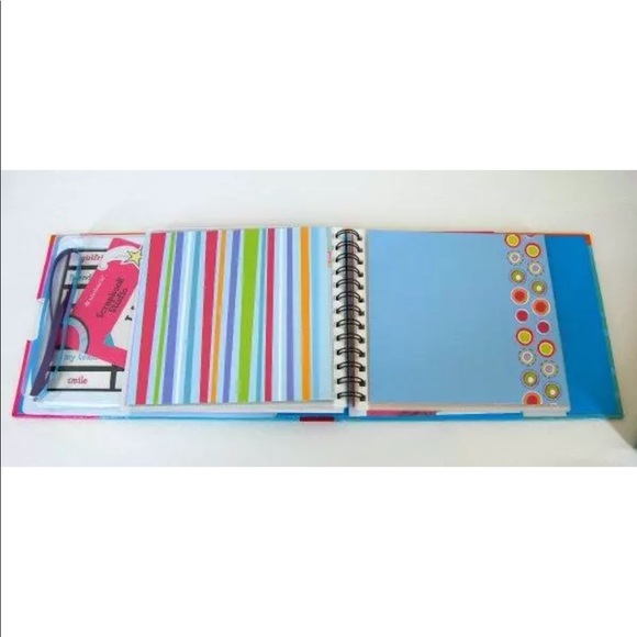 American Girl Scrapbook Kit Book New - Picture 4 of 4